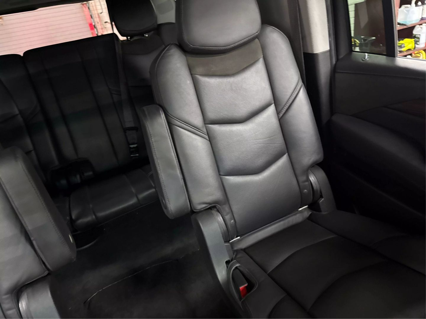 2016 Cadillac Escalade Esv - Image 36