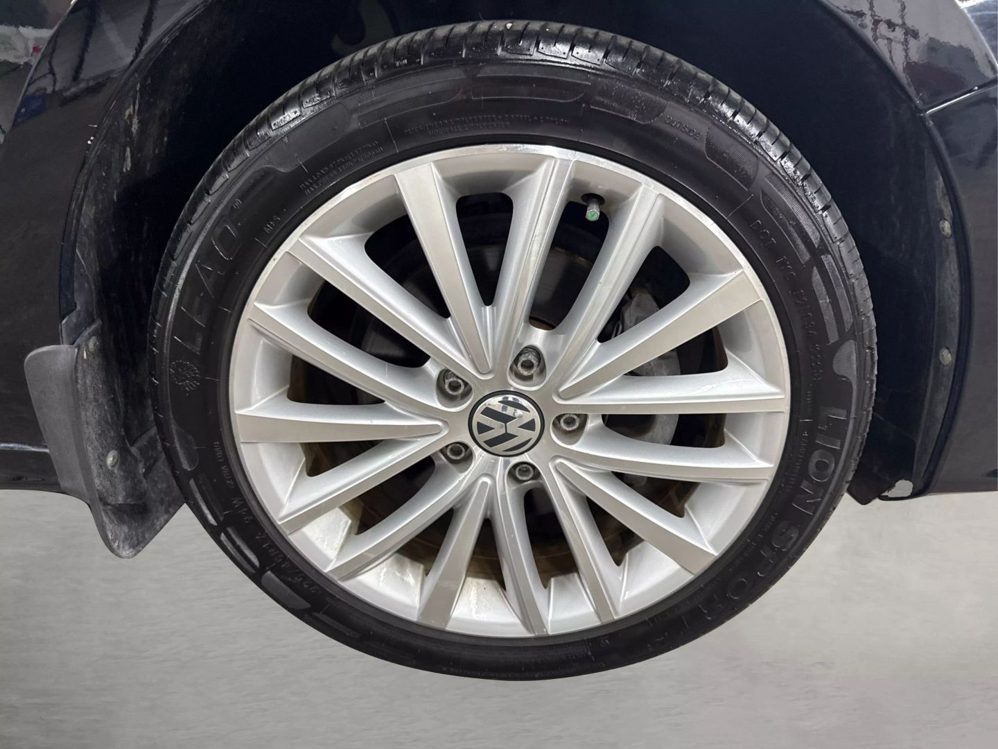 2016 Volkswagen Jetta - Image 15