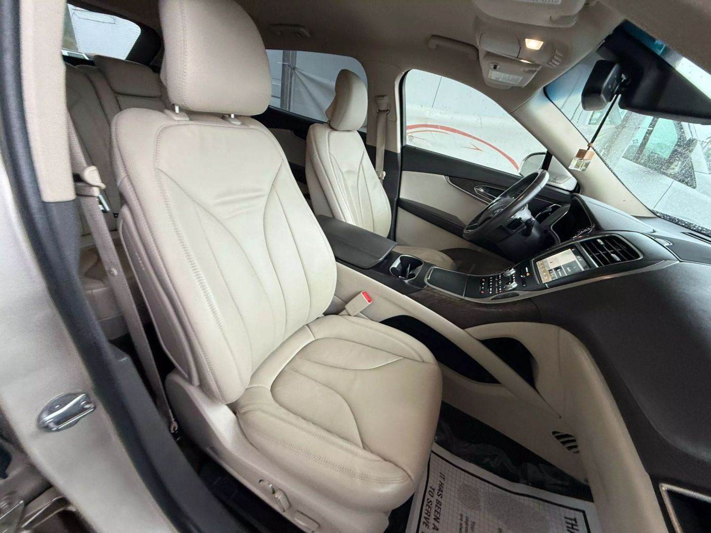 2017 Lincoln Mkx - Image 26