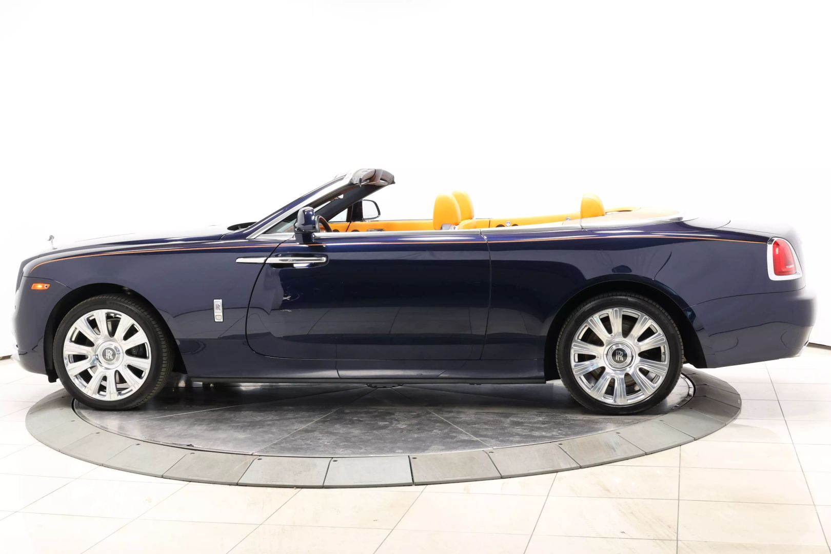 2016 Rolls-royce Dawn - Image 6