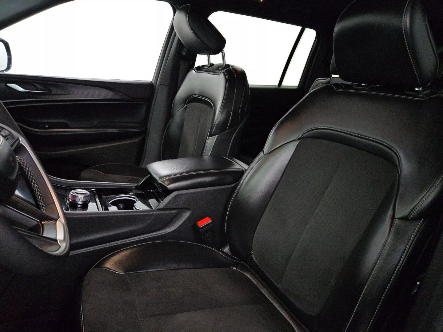 2023 Jeep Grand Cherokee L - Image 23