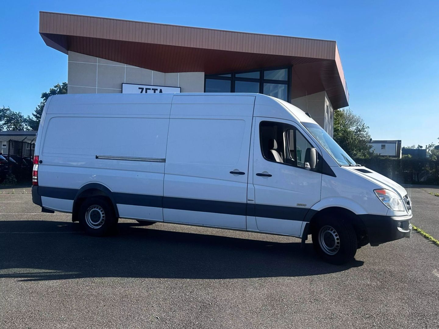 2013 Mercedes-benz Sprinter 2500 Cargo - Image 4
