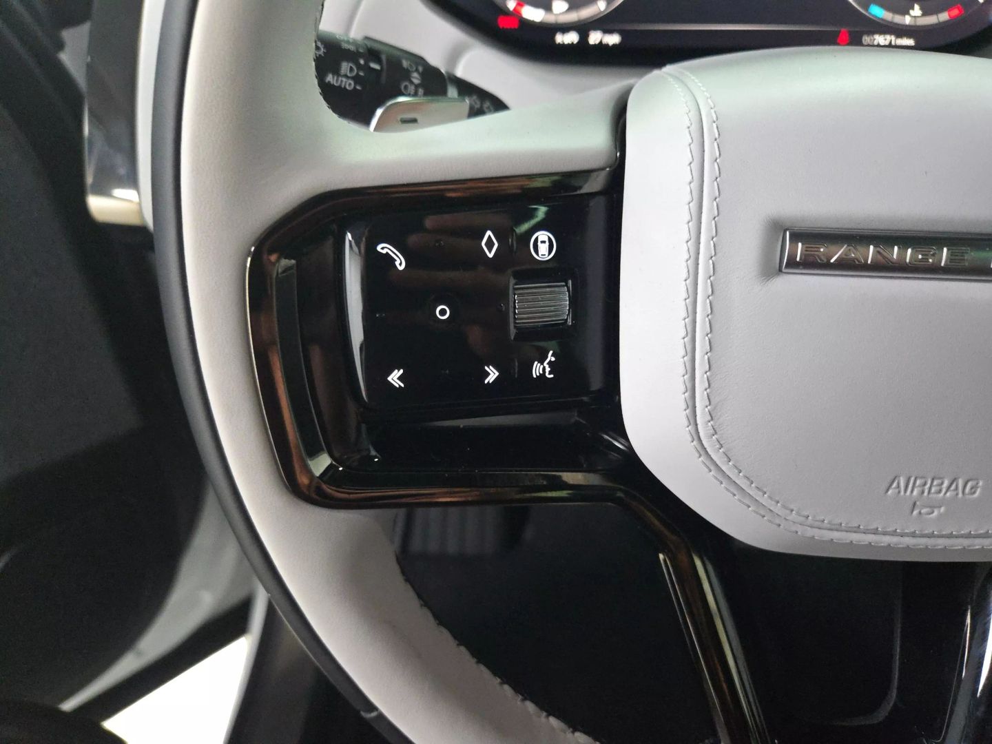 2024 Land Rover Range Rover Sport - Image 21