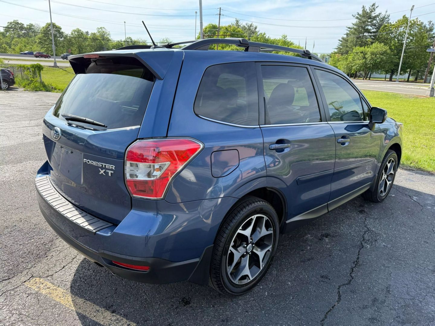 2014 Subaru Forester - Image 12