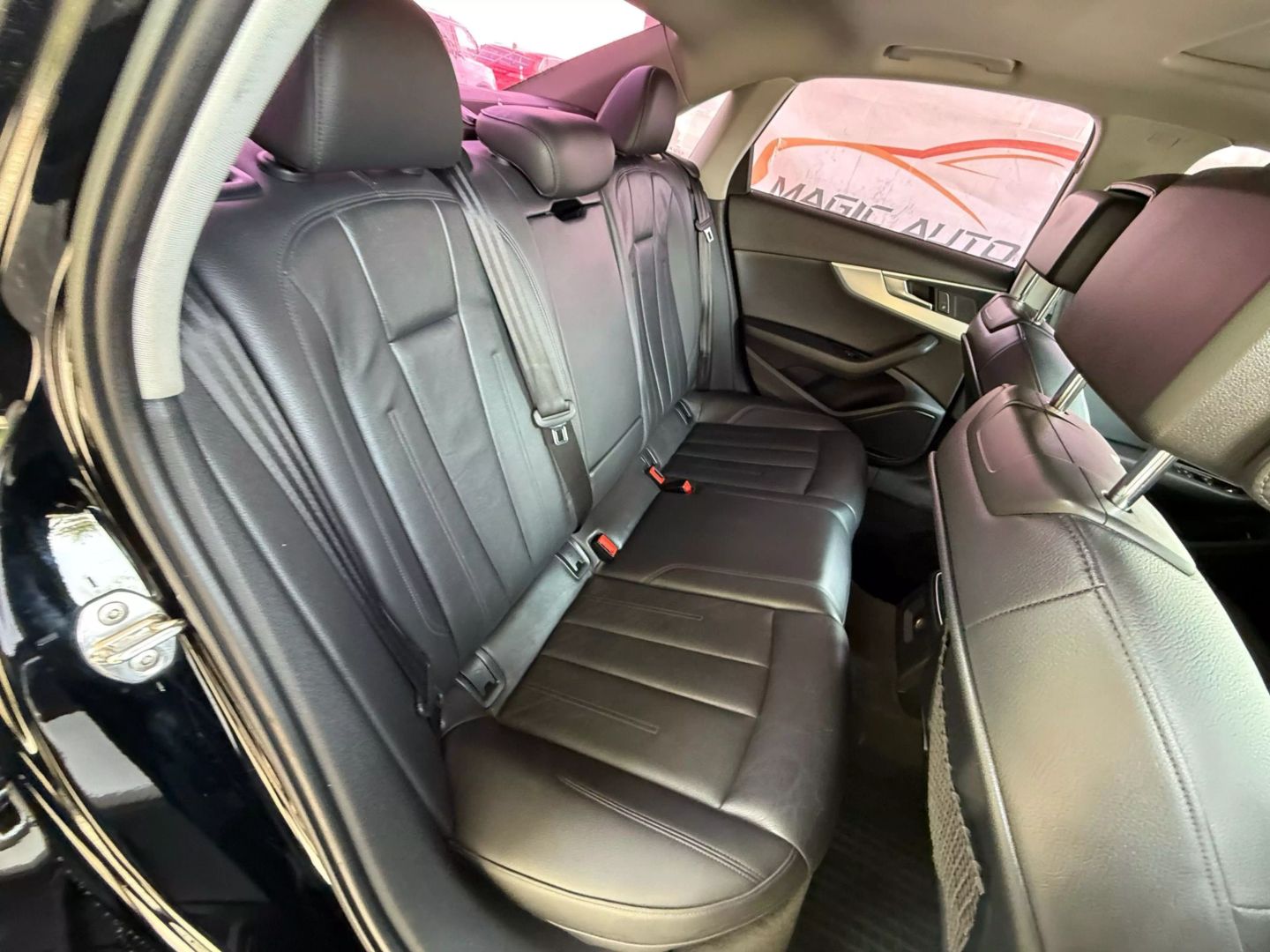 2017 Audi A4 - Image 23