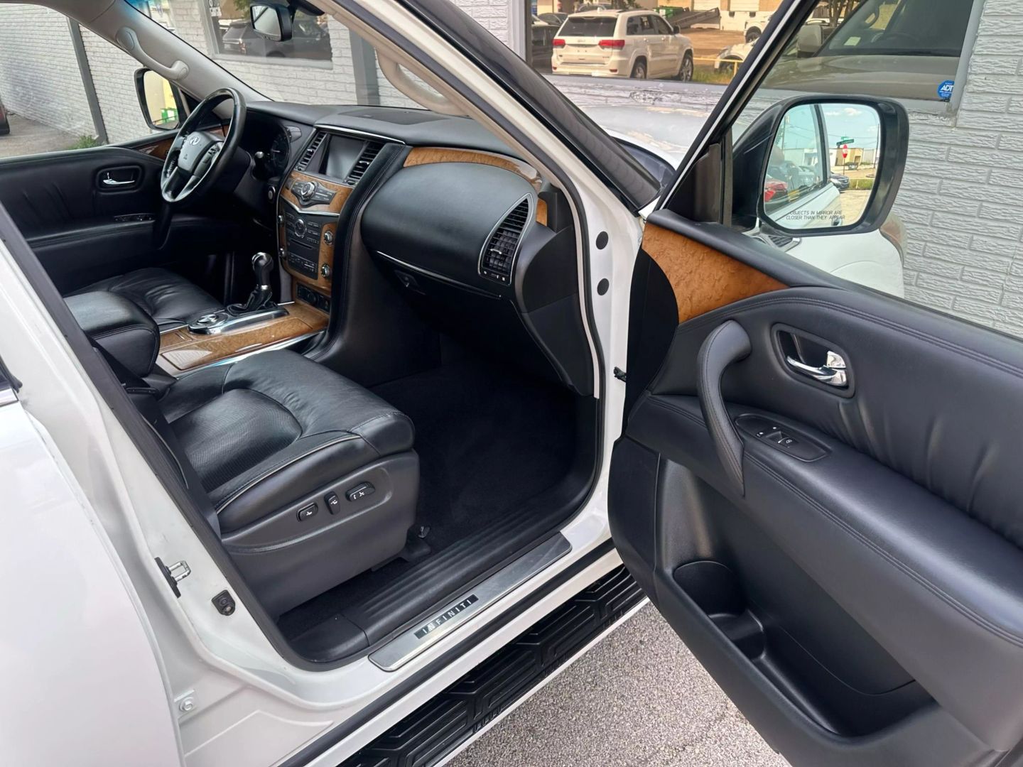 2013 Infiniti Qx - Image 28