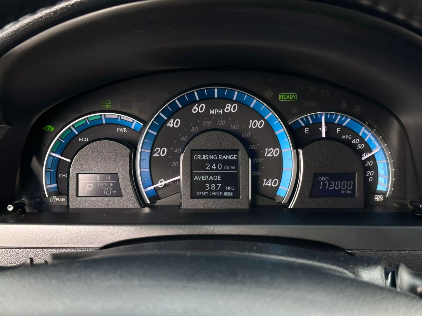 2012 Toyota Camry - Image 29