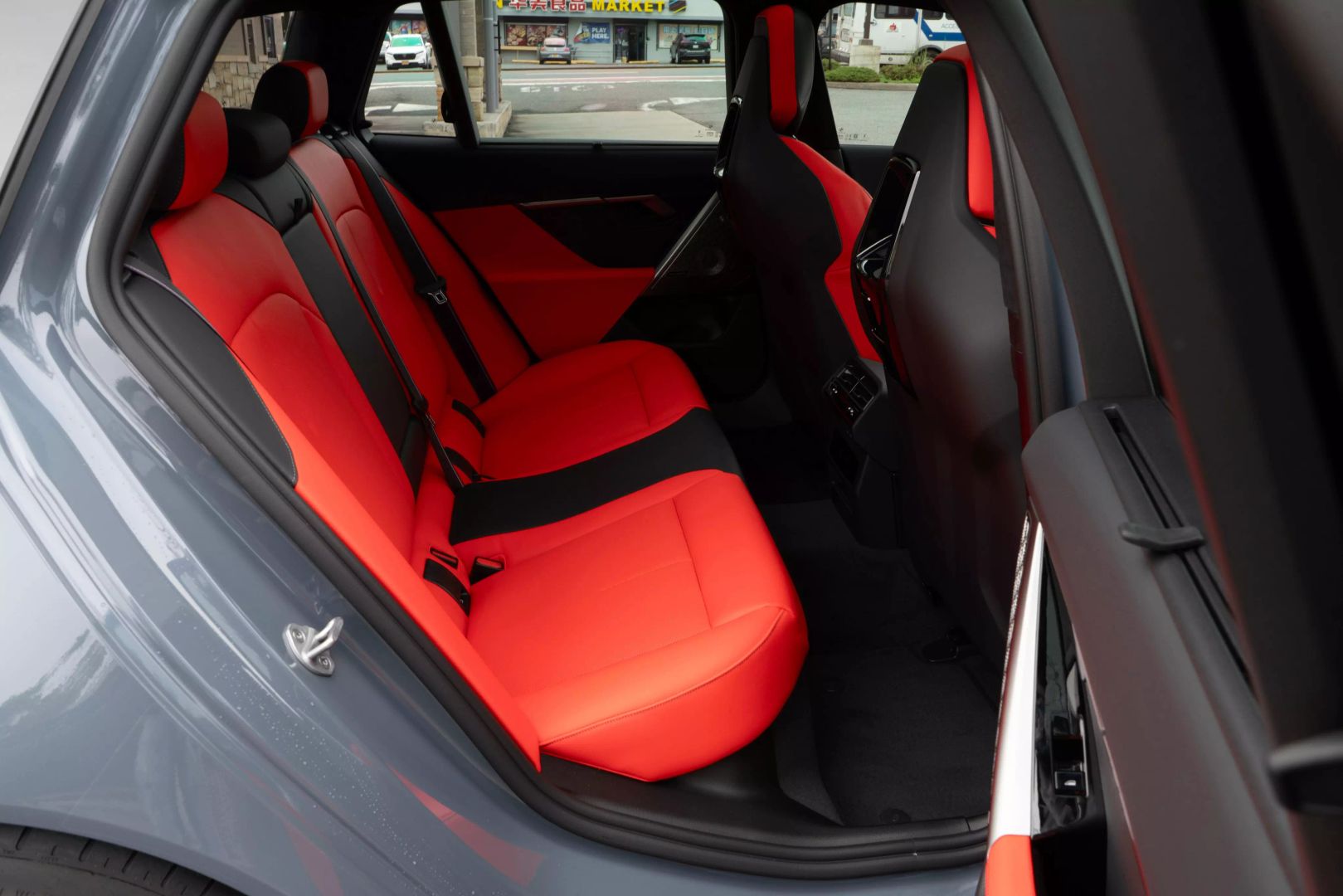 2025 Bmw M5 - Image 62