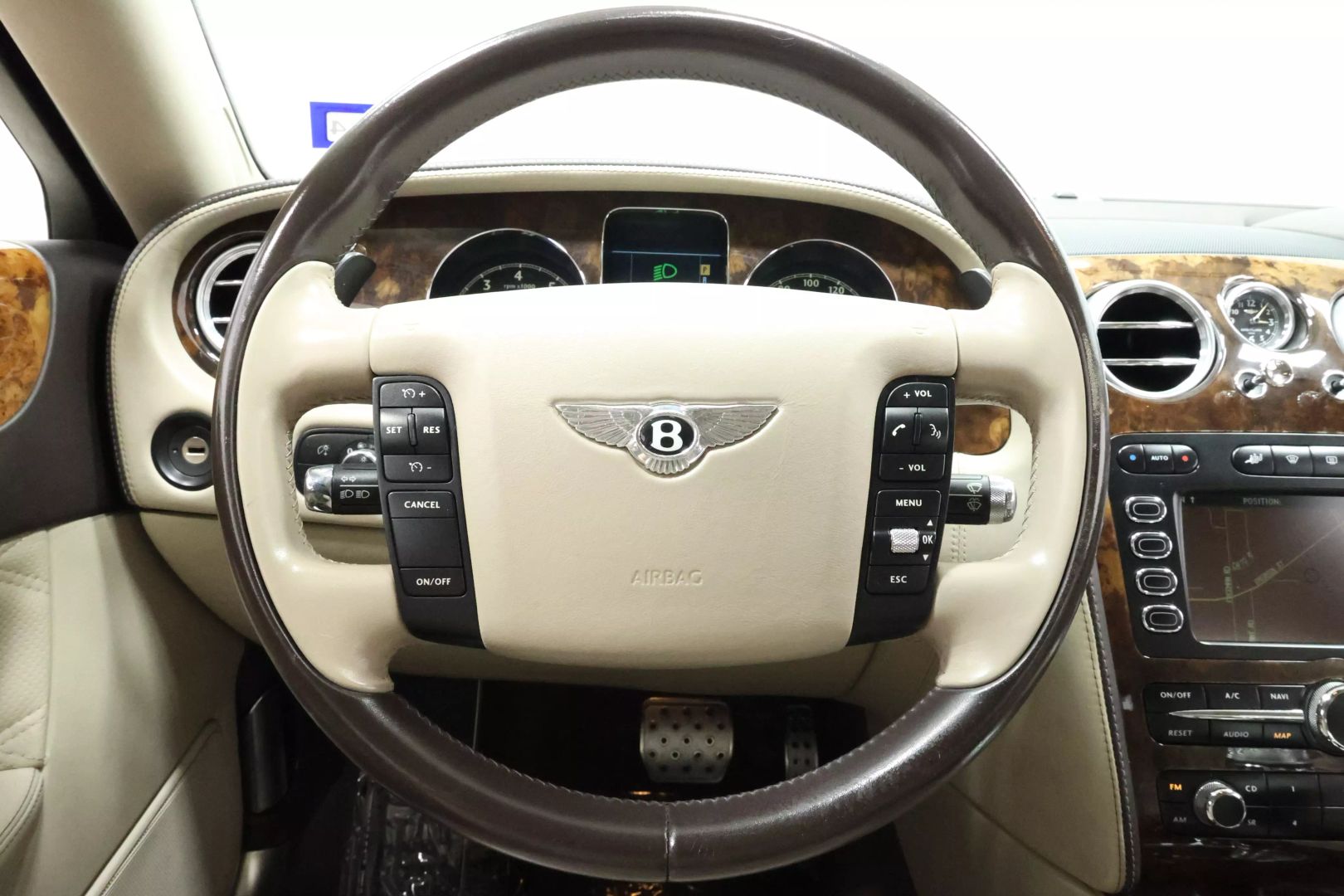 2008 Bentley Continental - Image 24