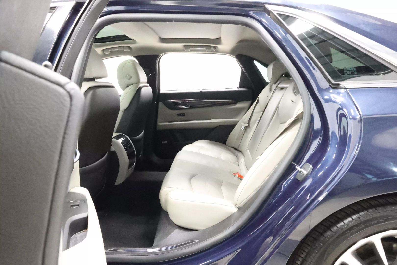 2017 Cadillac Ct6 - Image 51