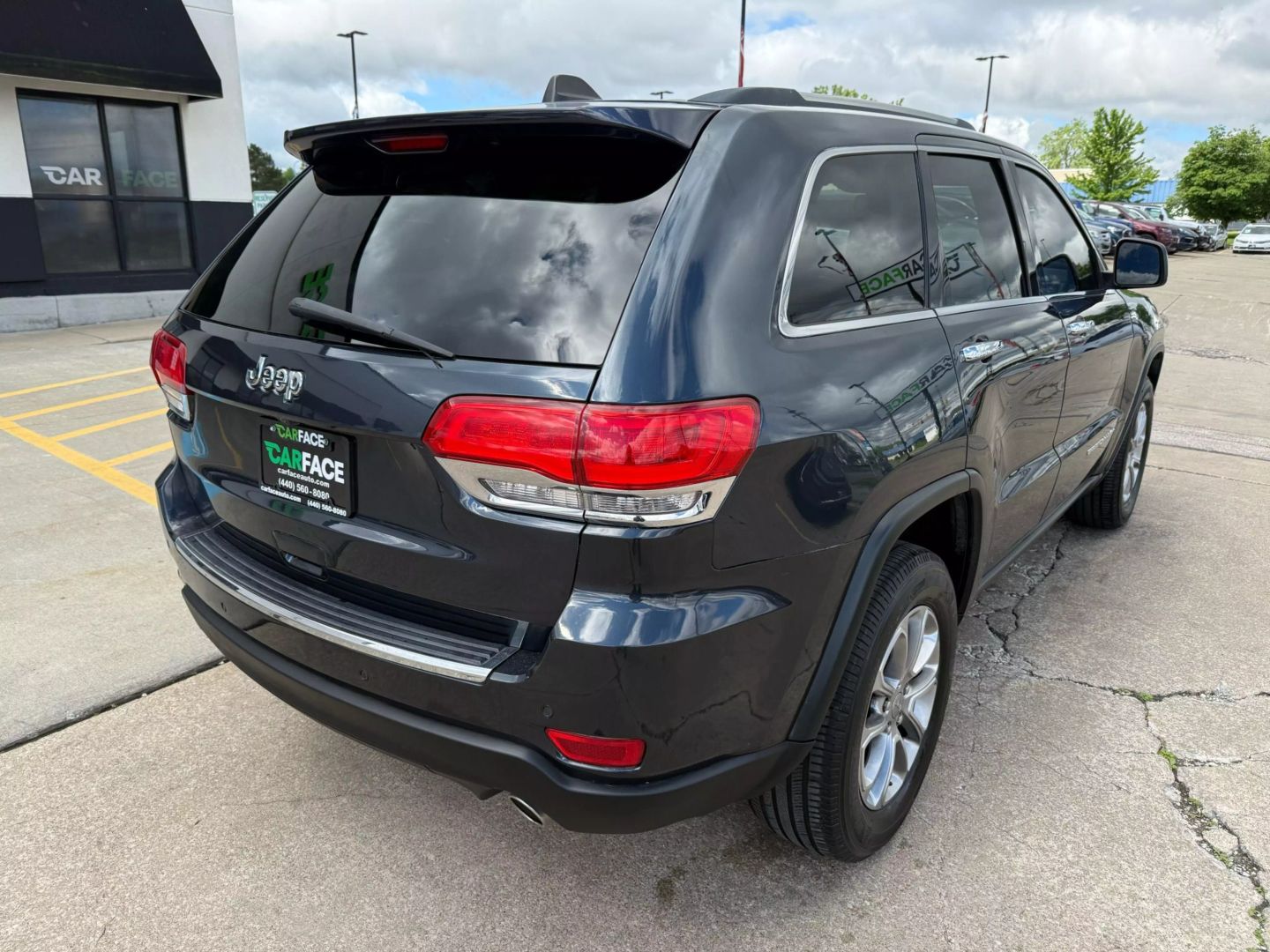 2015 Jeep Grand Cherokee - Image 14