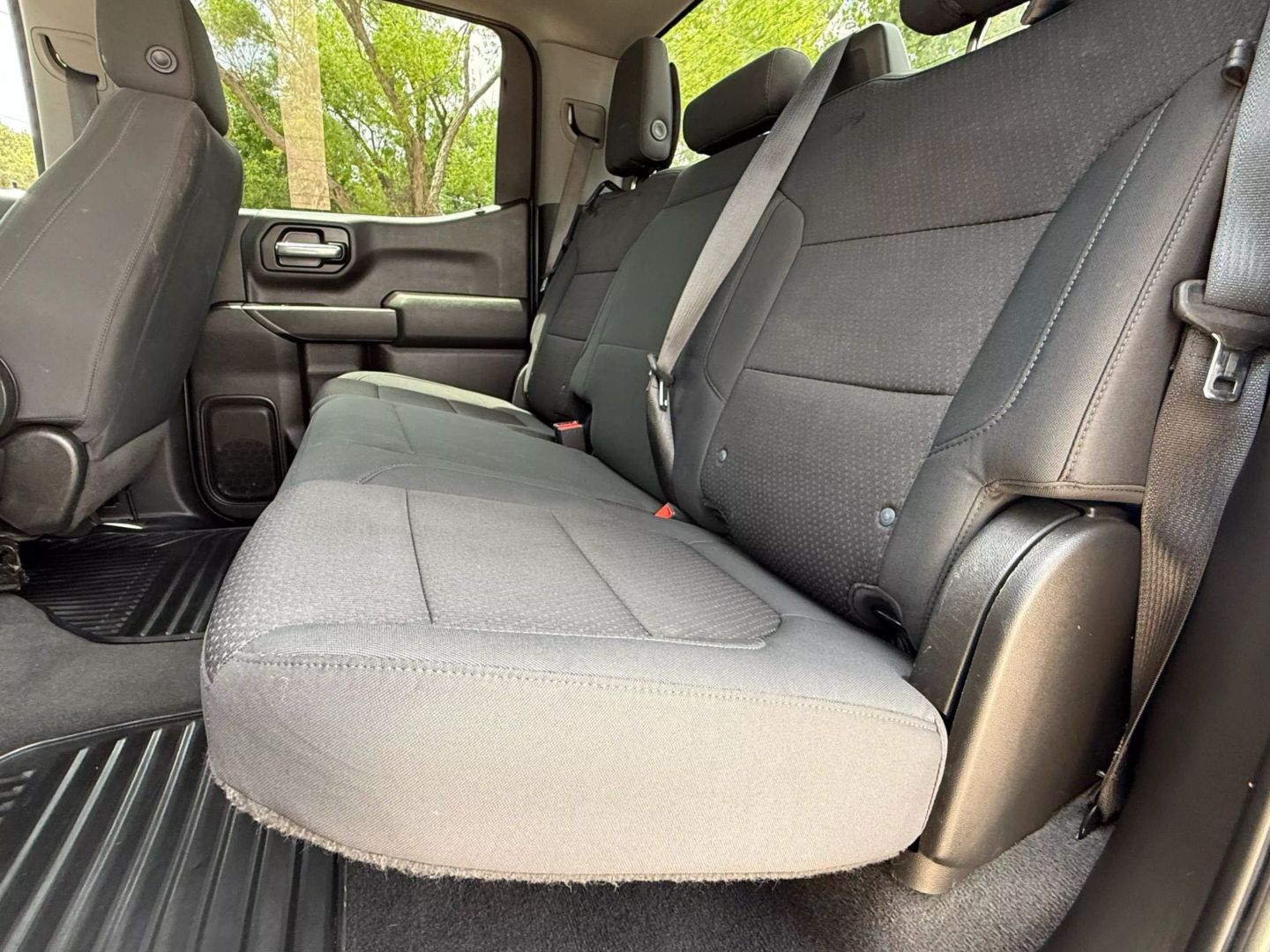 2020 Chevrolet Silverado 1500 Crew Cab - Image 8