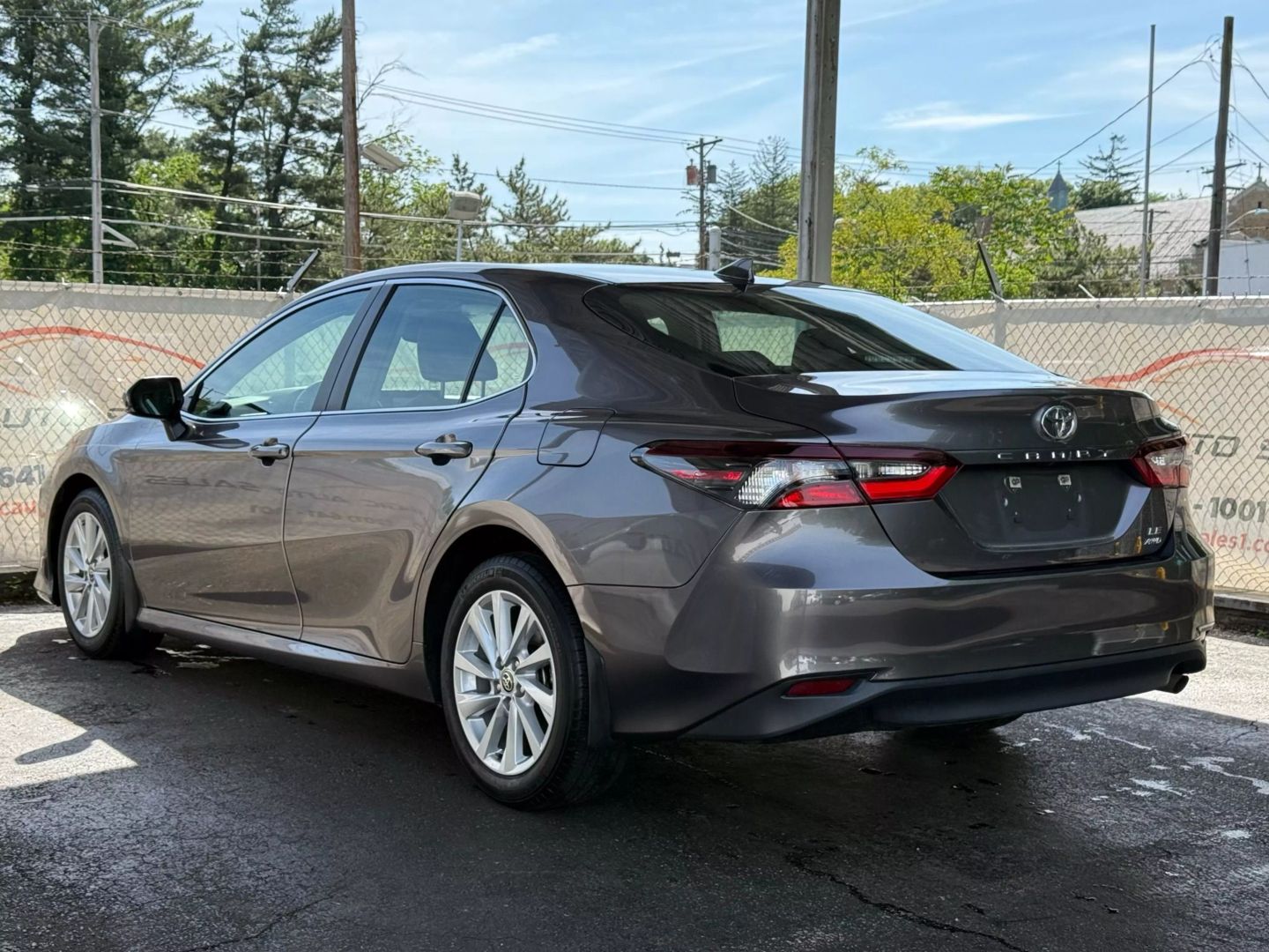 2023 Toyota Camry - Image 11