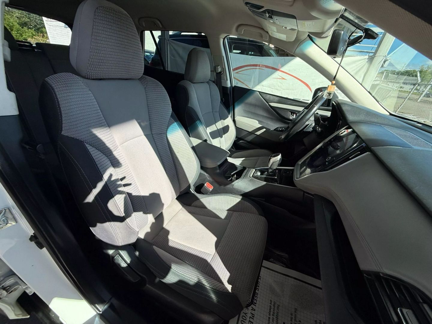 2022 Subaru Outback - Image 26