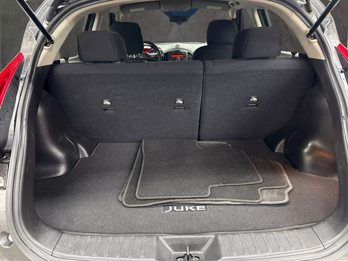 2013 Nissan Juke - Image 10
