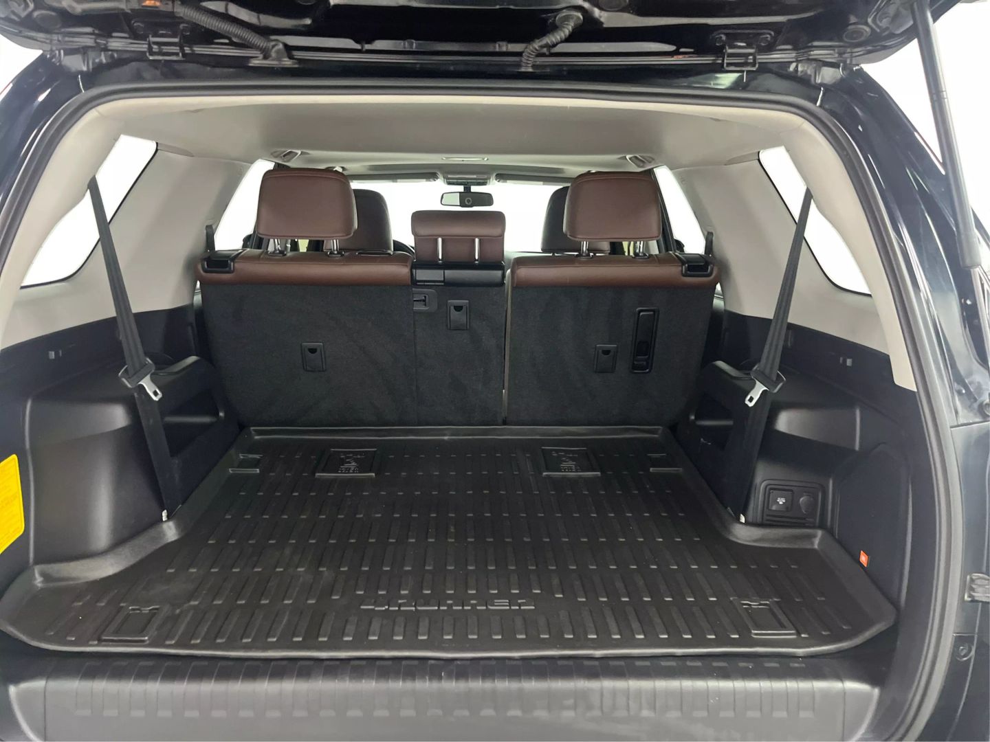 2019 Toyota 4runner - Image 11