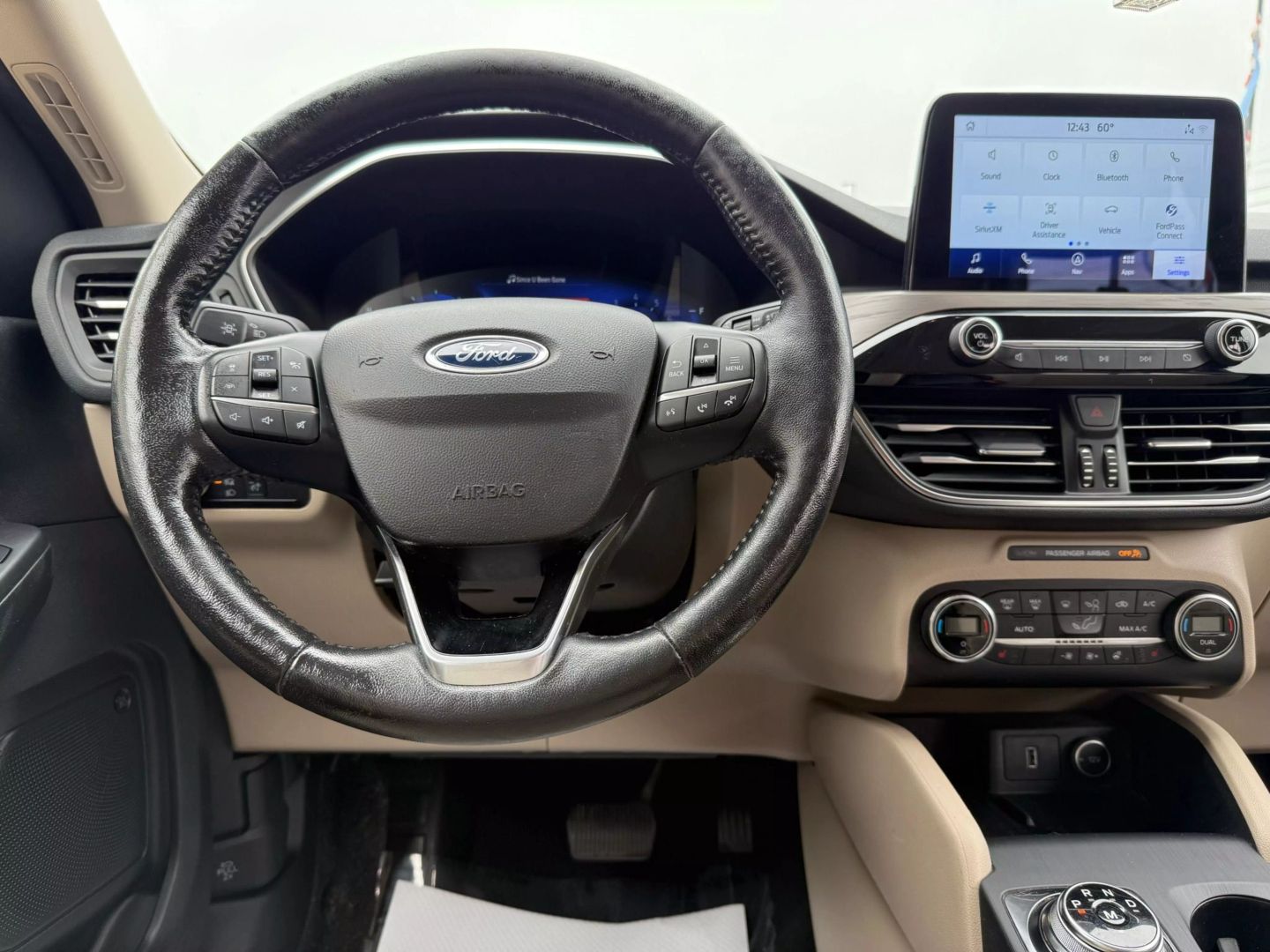 2020 Ford Escape - Image 29