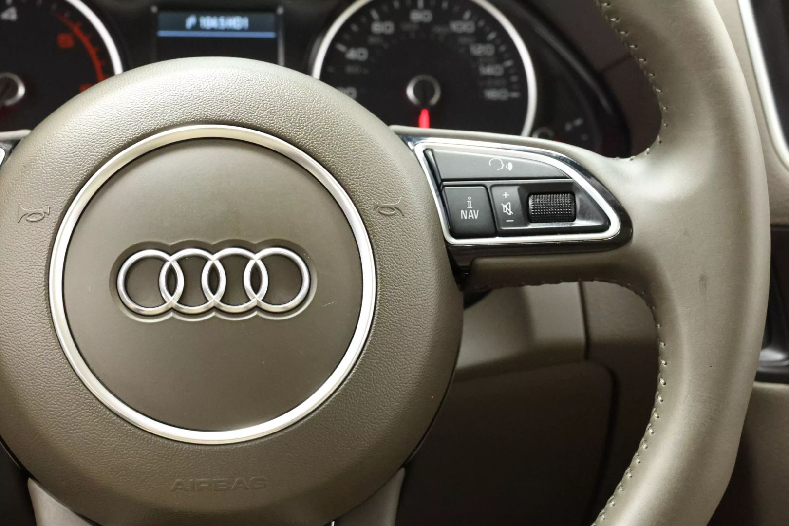 2016 Audi Q5 - Image 29