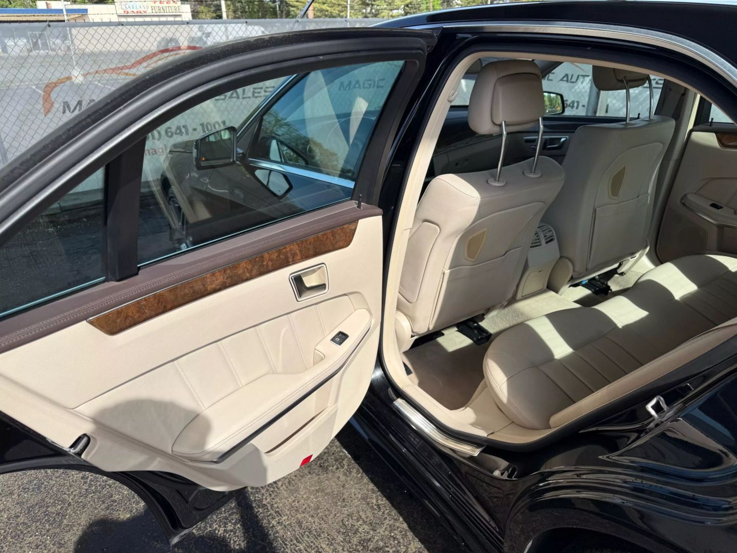 2015 Mercedes-benz E-class - Image 17