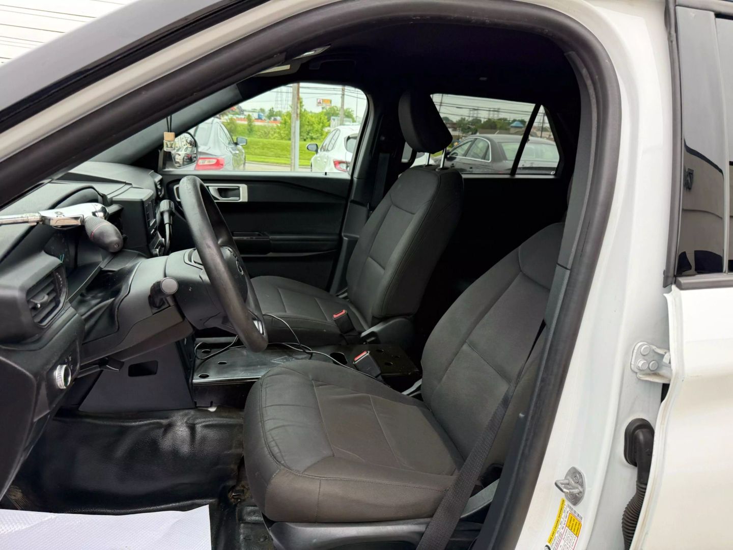 2021 Ford Explorer - Image 20