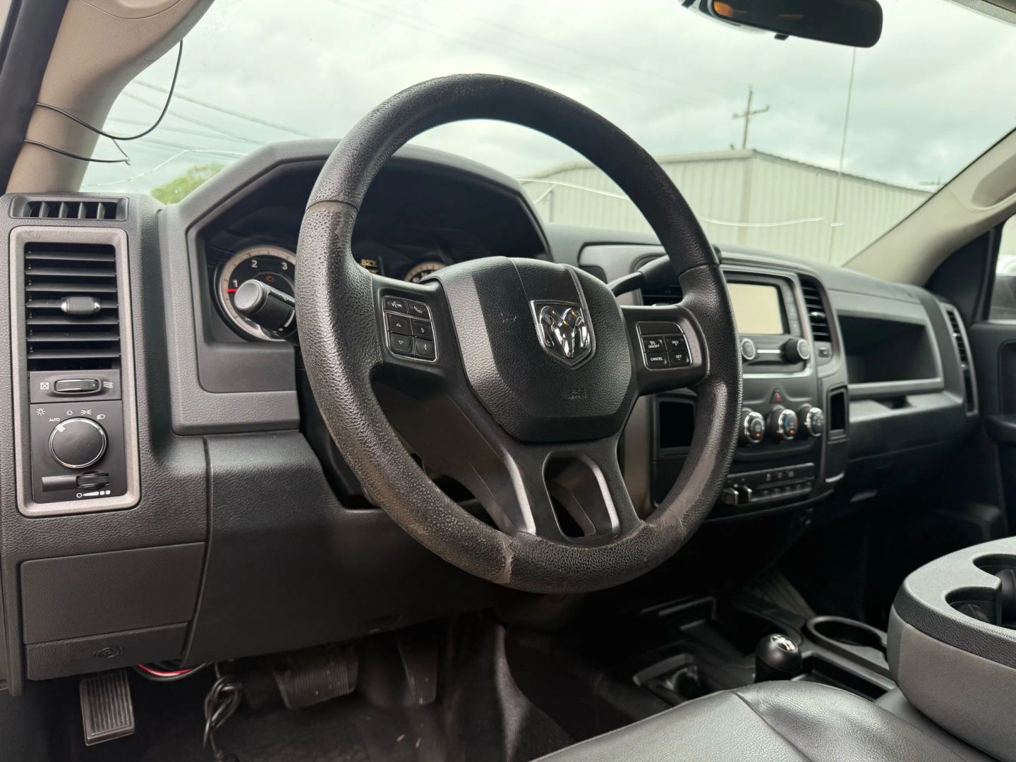 2017 Ram 5500 Crew Cab & Chassis - Image 11