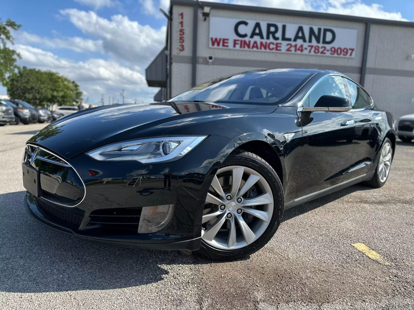 2014 Tesla Model S - Image 3
