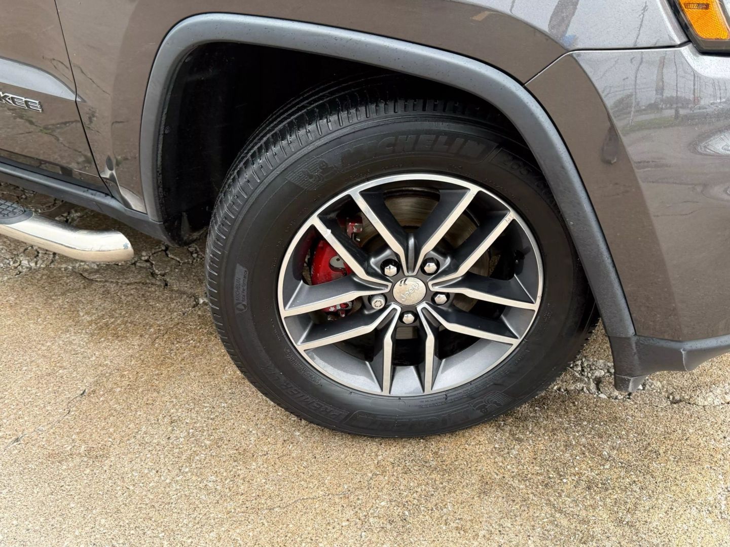 2018 Jeep Grand Cherokee - Image 64