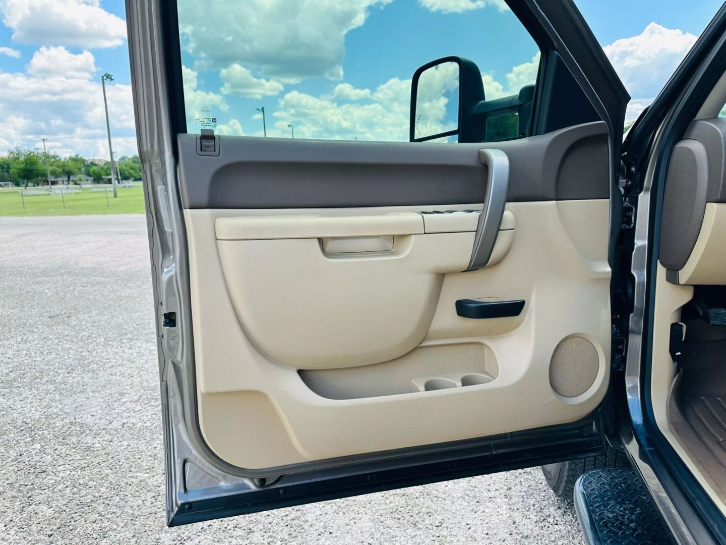 2013 Chevrolet Silverado 3500 Hd Crew Cab - Image 14
