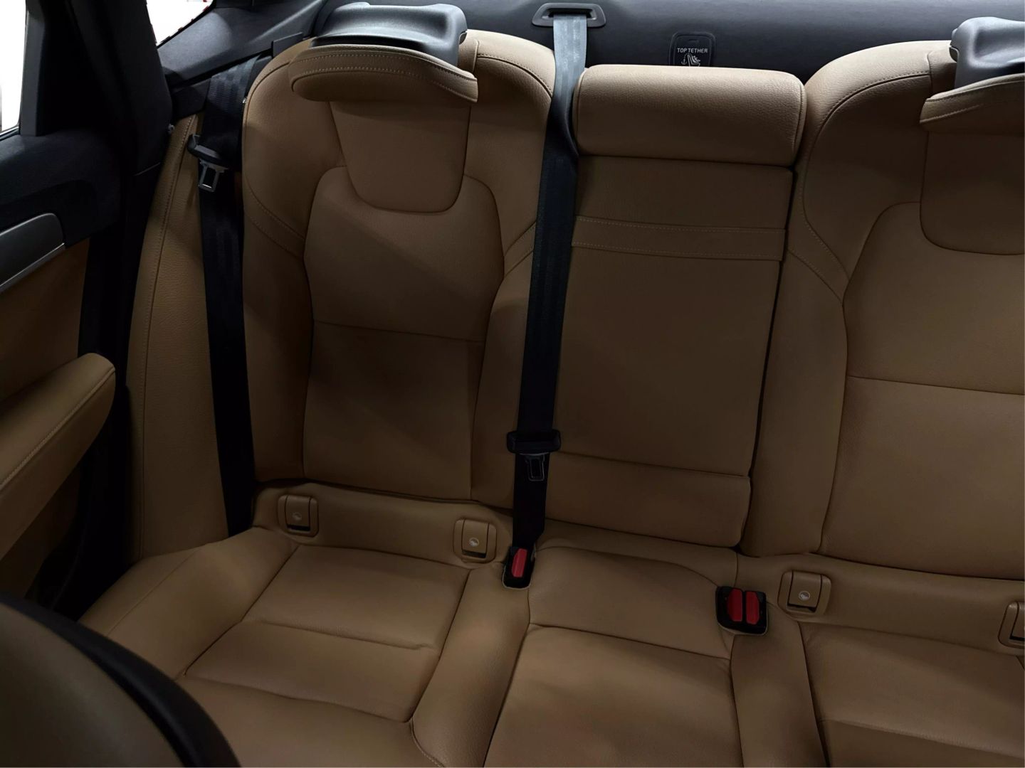 2017 Volvo S90 - Image 36