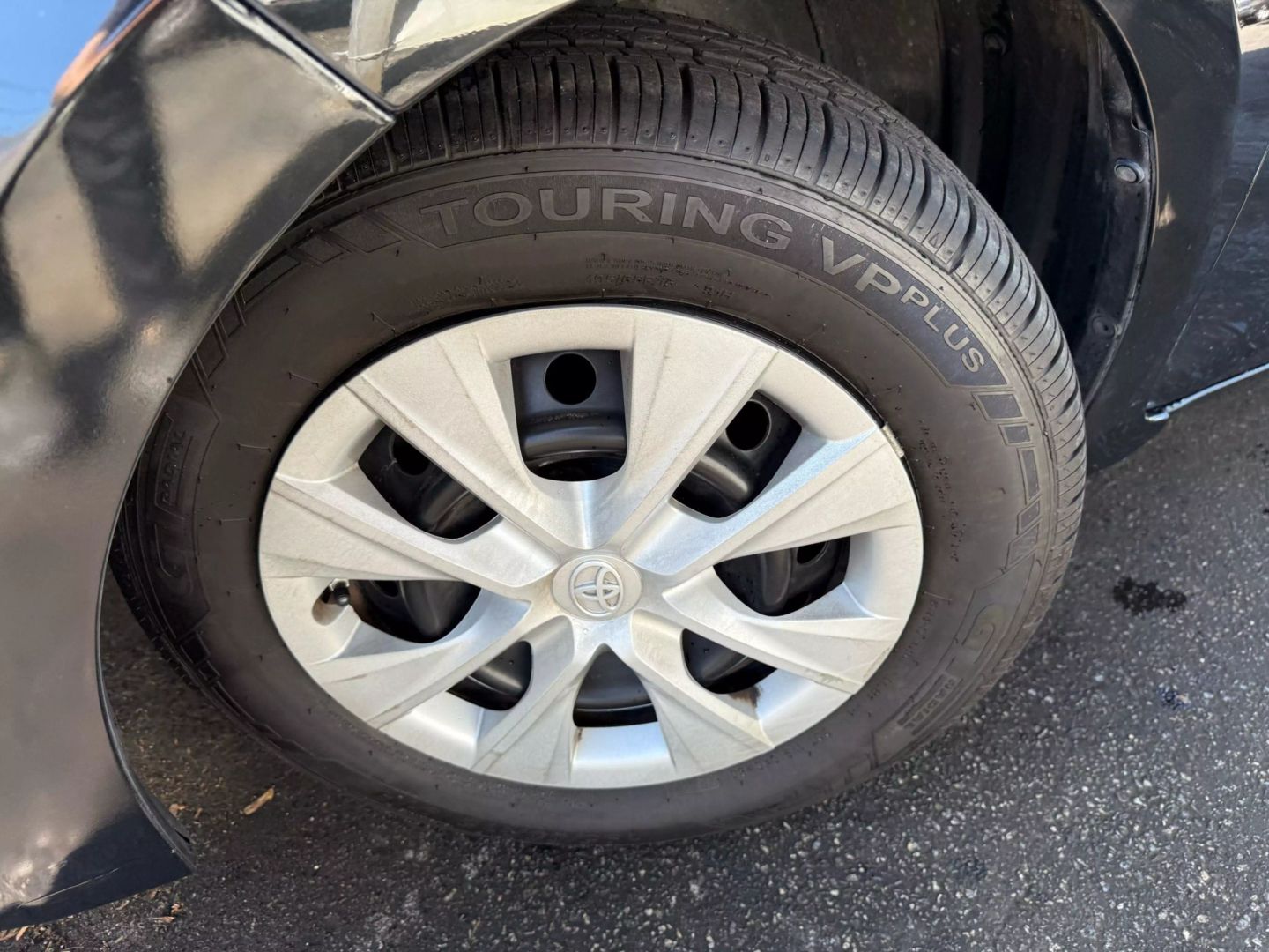 2015 Toyota Corolla - Image 36