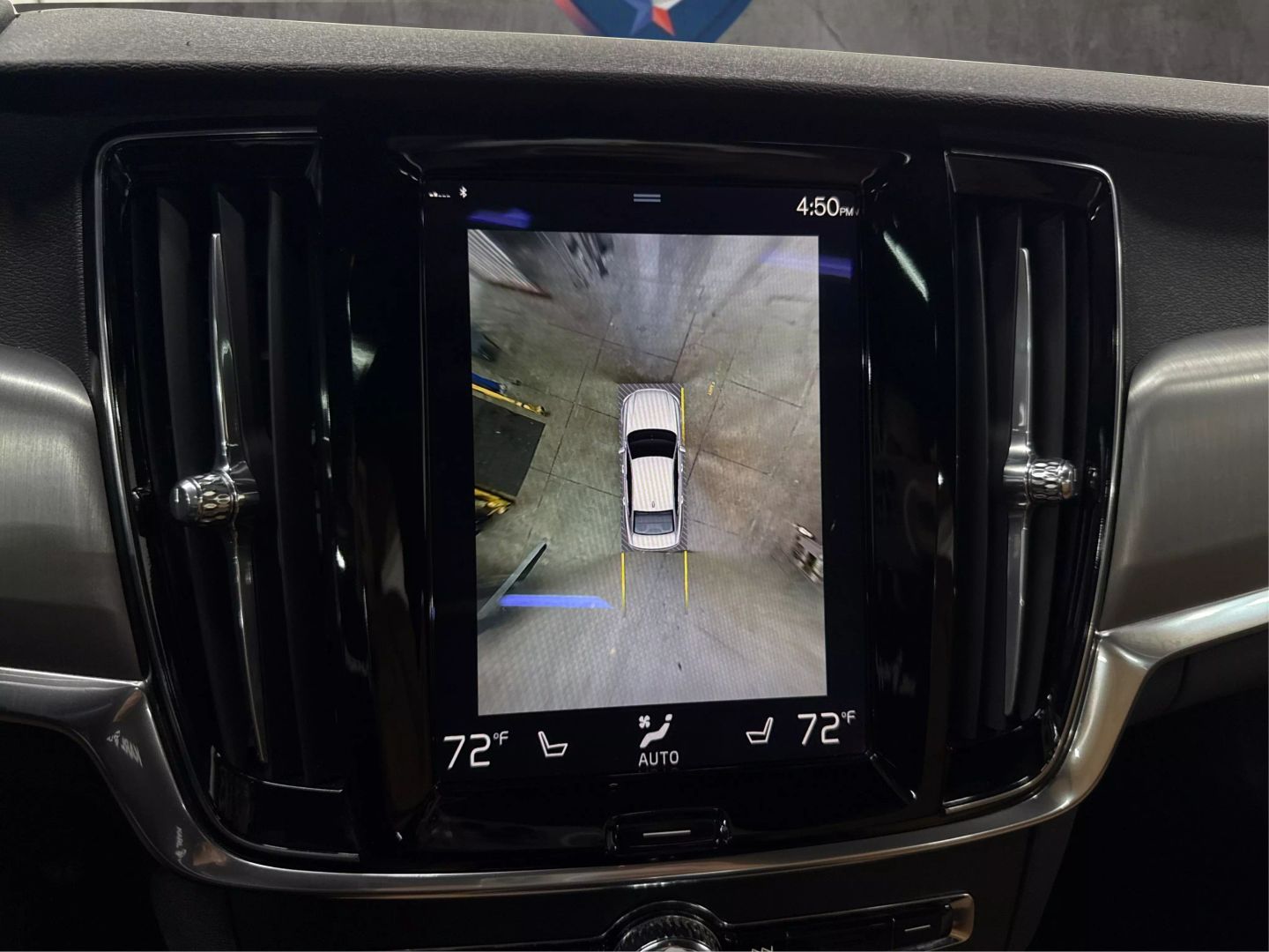 2017 Volvo S90 - Image 24