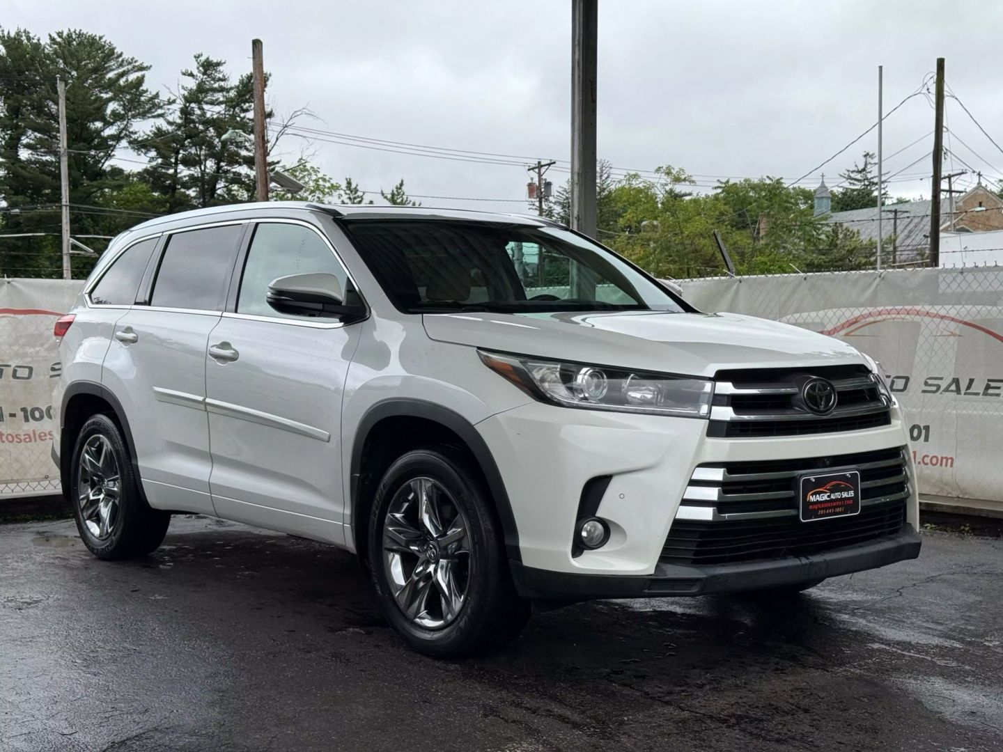 2018 Toyota Highlander - Image 6