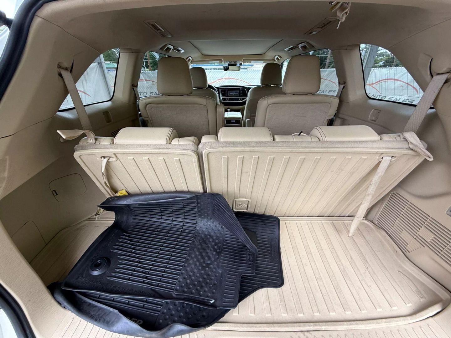2018 Toyota Highlander - Image 21