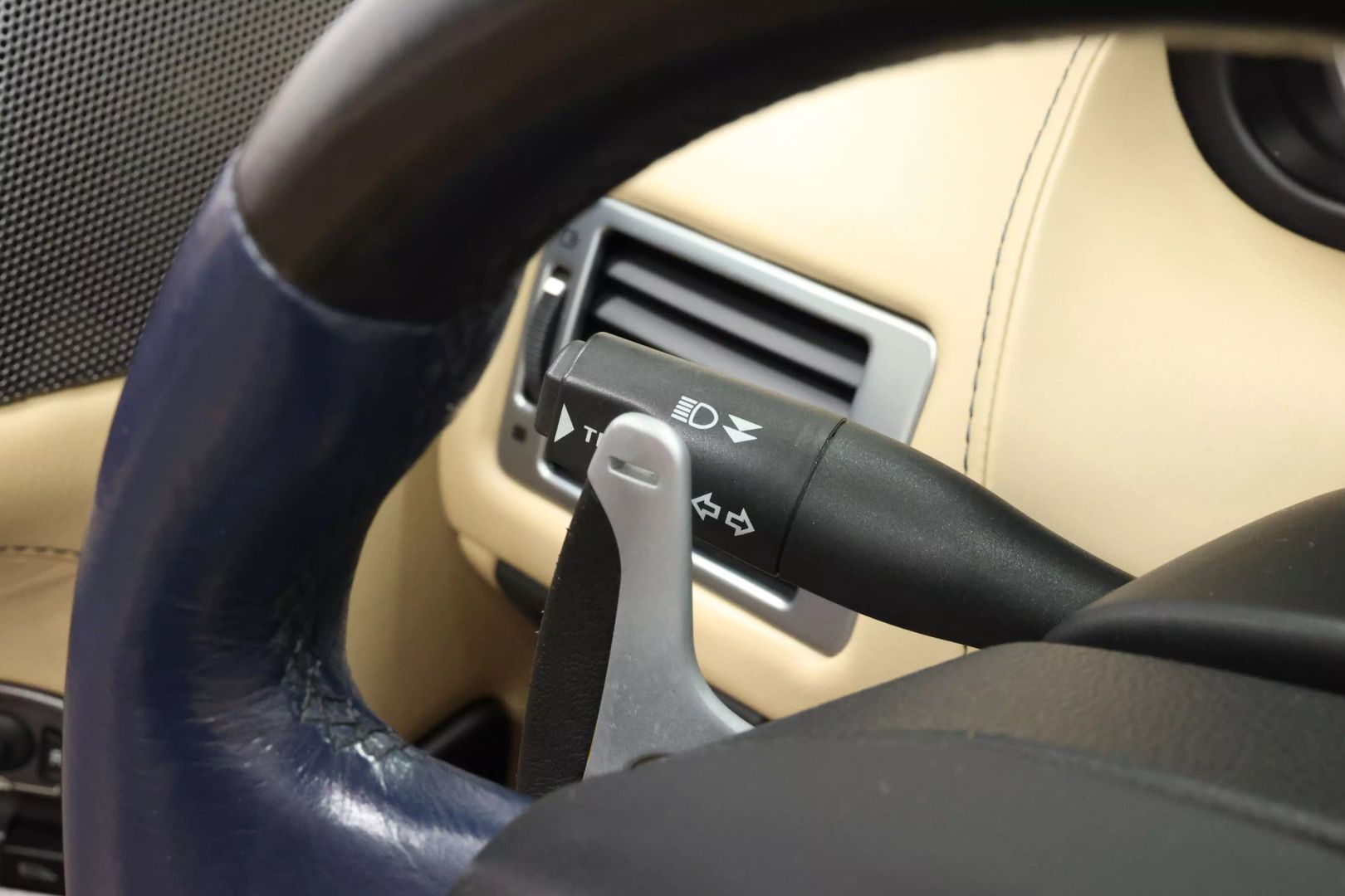 2008 Aston Martin Db9 - Image 22