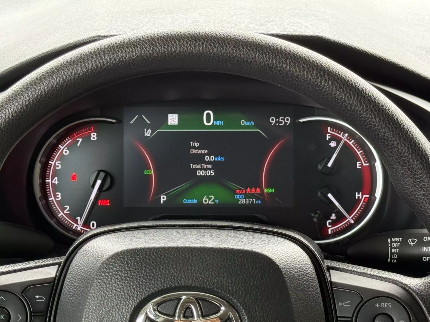 2024 Toyota Rav4 - Image 34