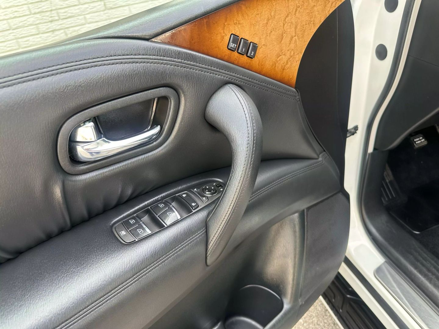 2013 Infiniti Qx - Image 18