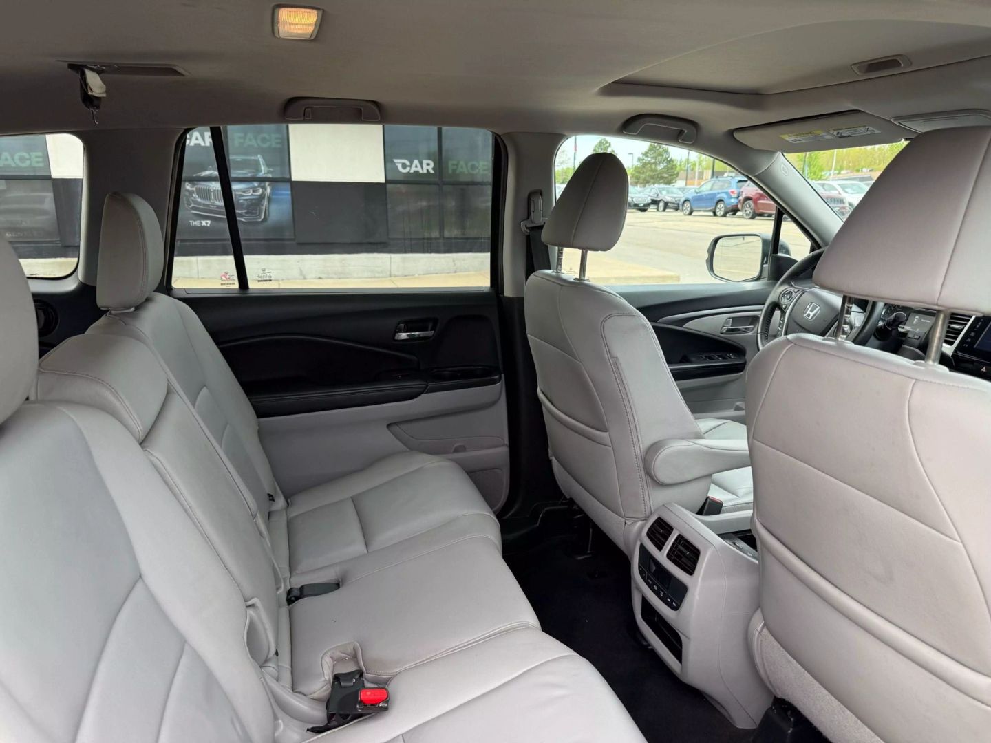 2016 Honda Pilot - Image 23