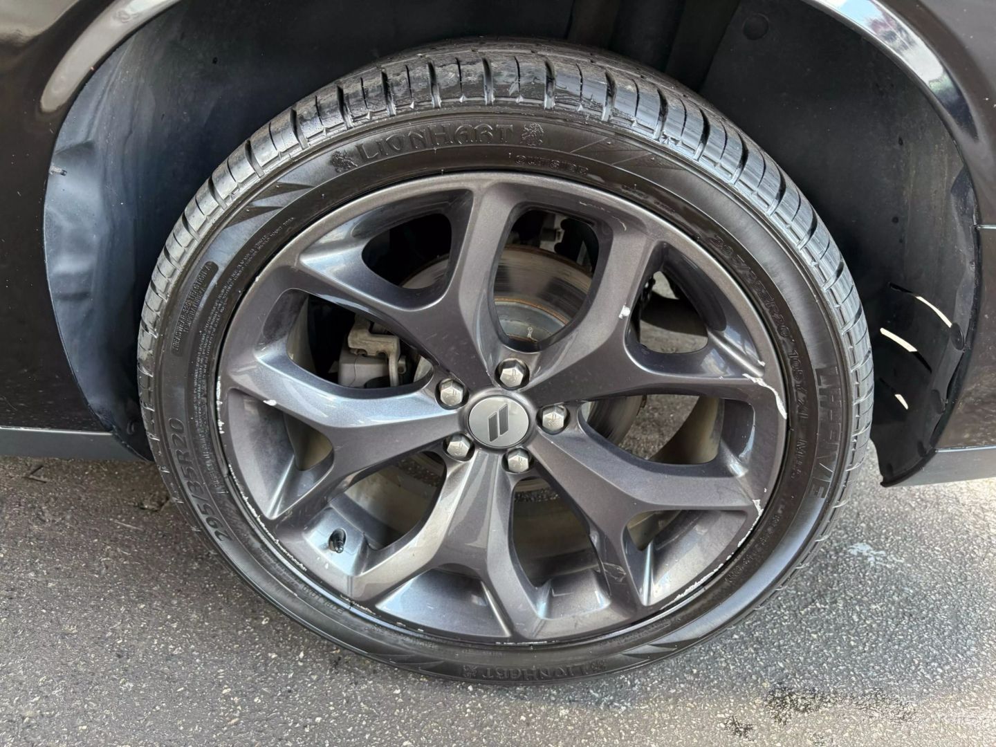 2017 Dodge Challenger - Image 38