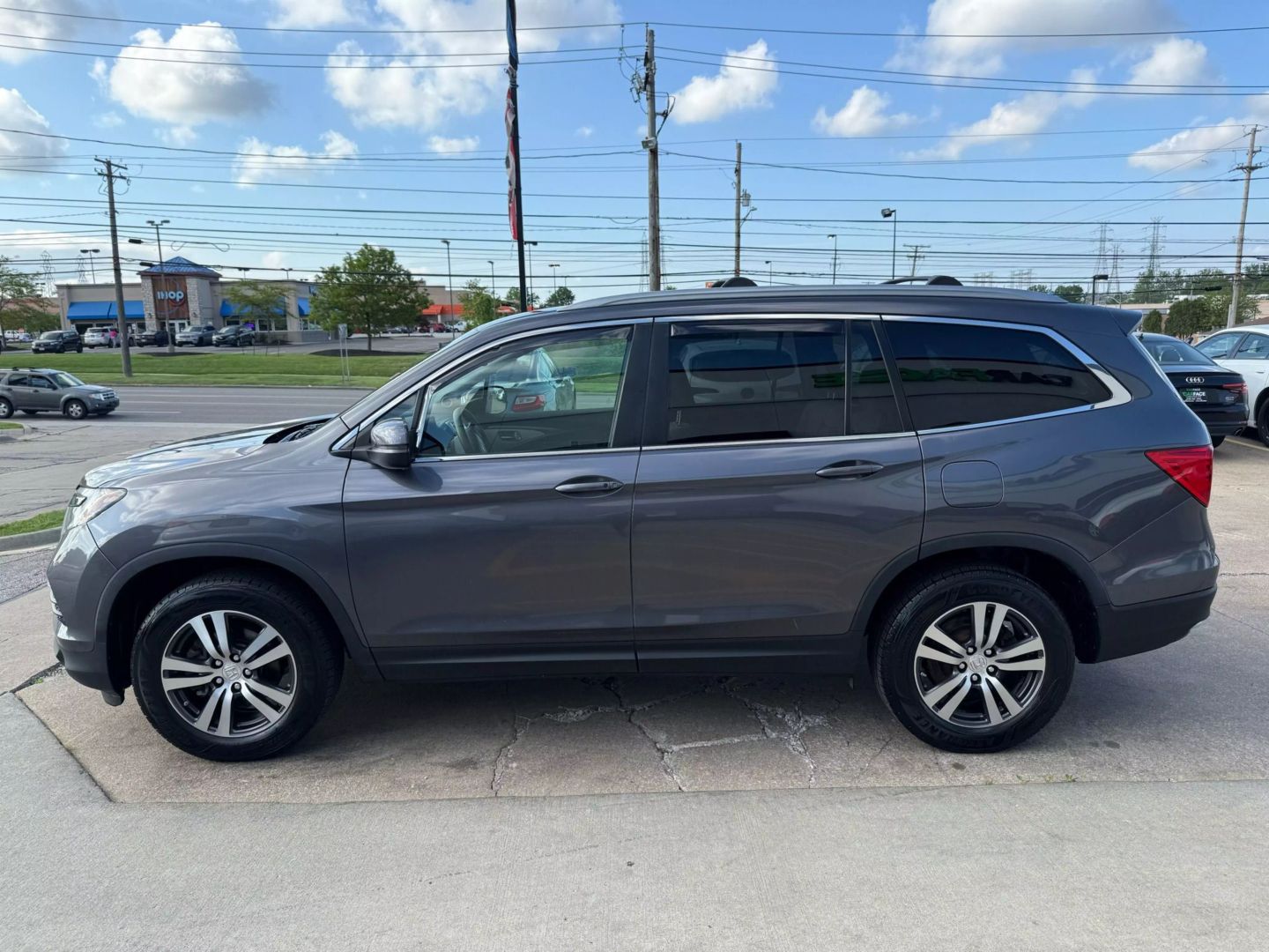 2017 Honda Pilot - Image 6