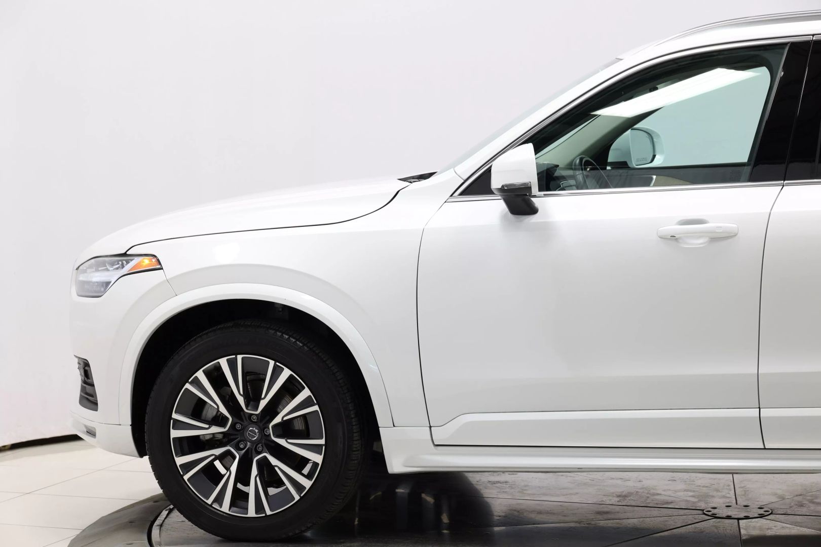 2022 Volvo Xc90 - Image 7