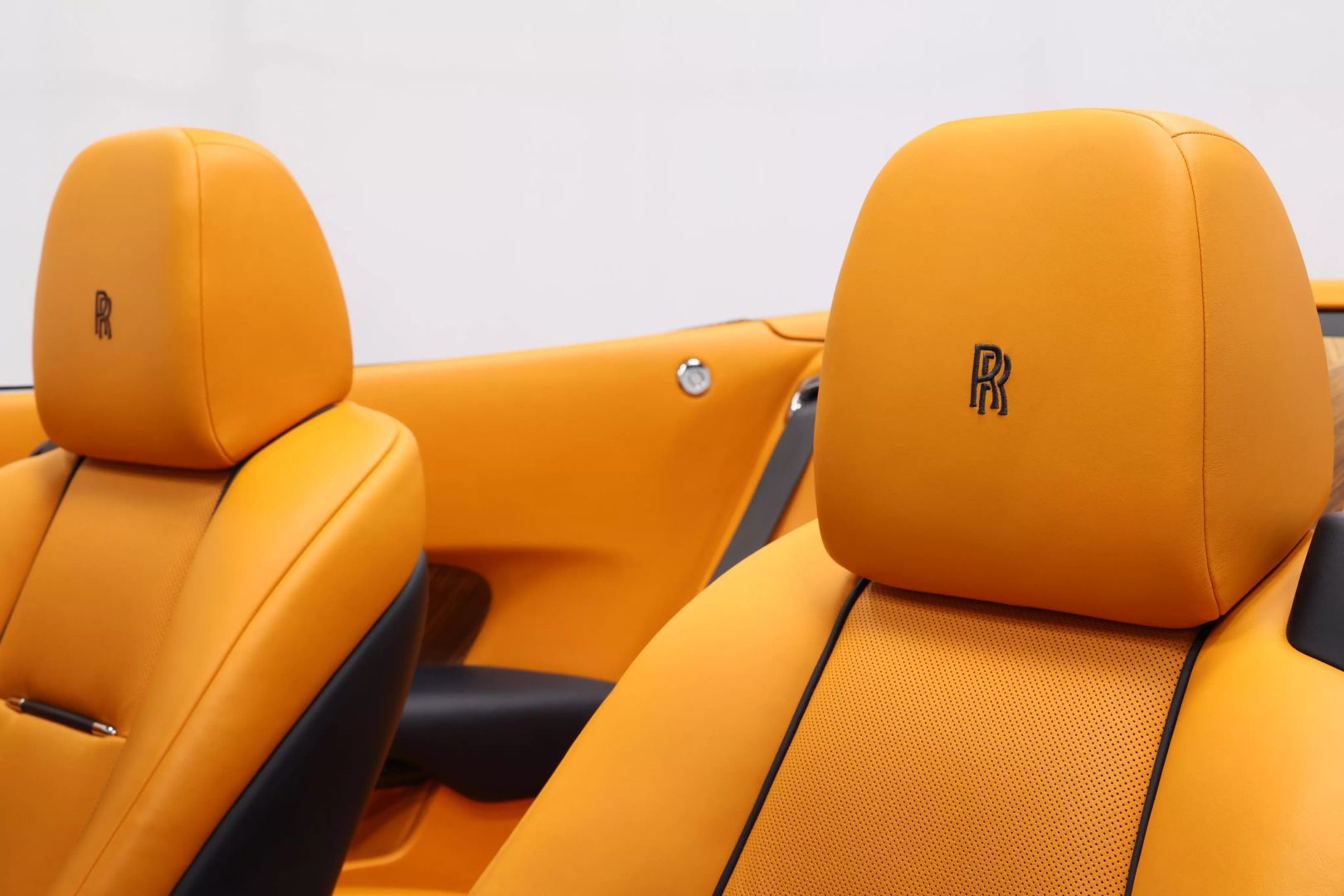 2016 Rolls-royce Dawn - Image 18