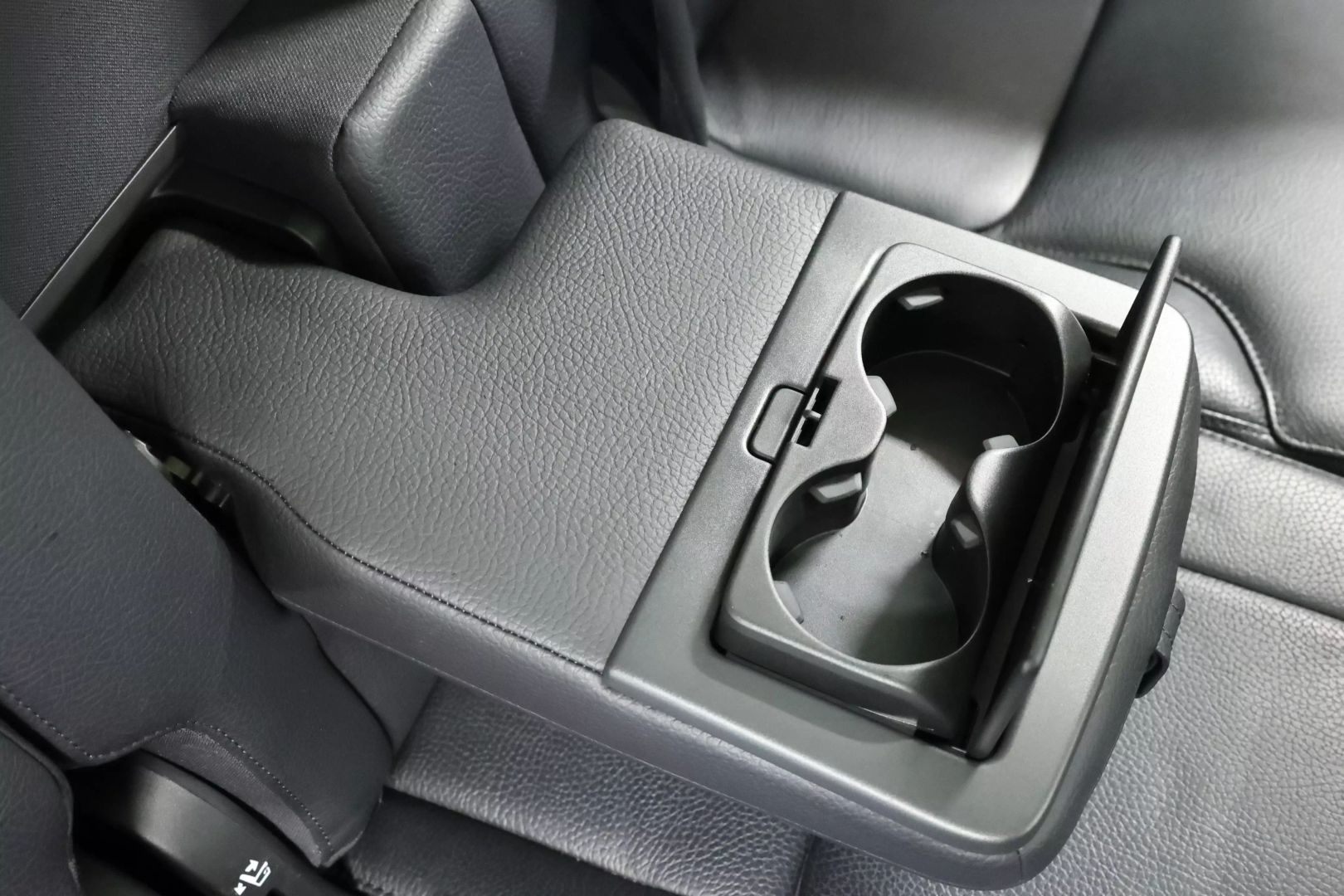 2022 Volvo Xc90 - Image 85