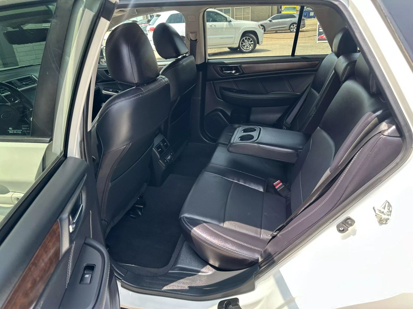 2018 Subaru Outback - Image 28