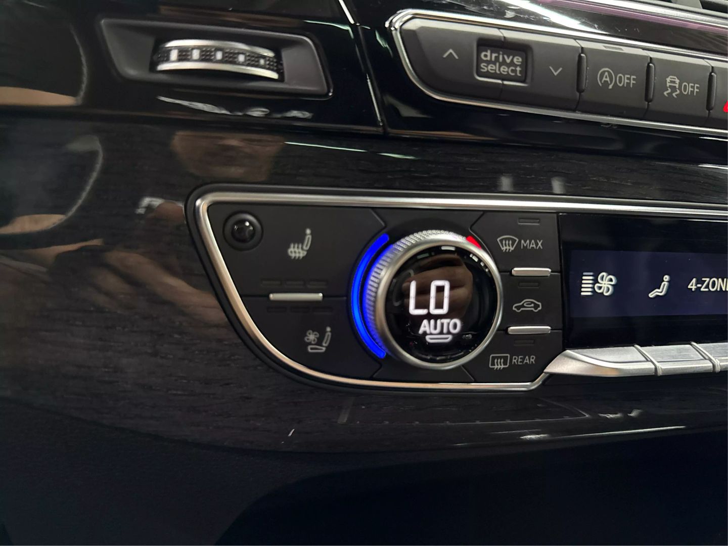 2018 Audi Q7 - Image 34