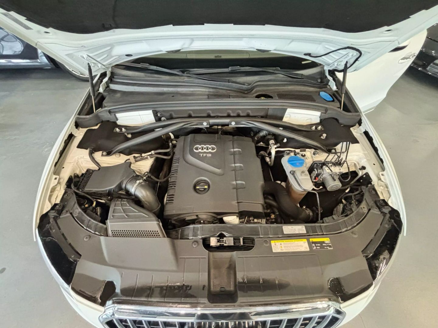 2016 Audi Q5 2.0t Premium Plus Sport Utility 4d - Image 36