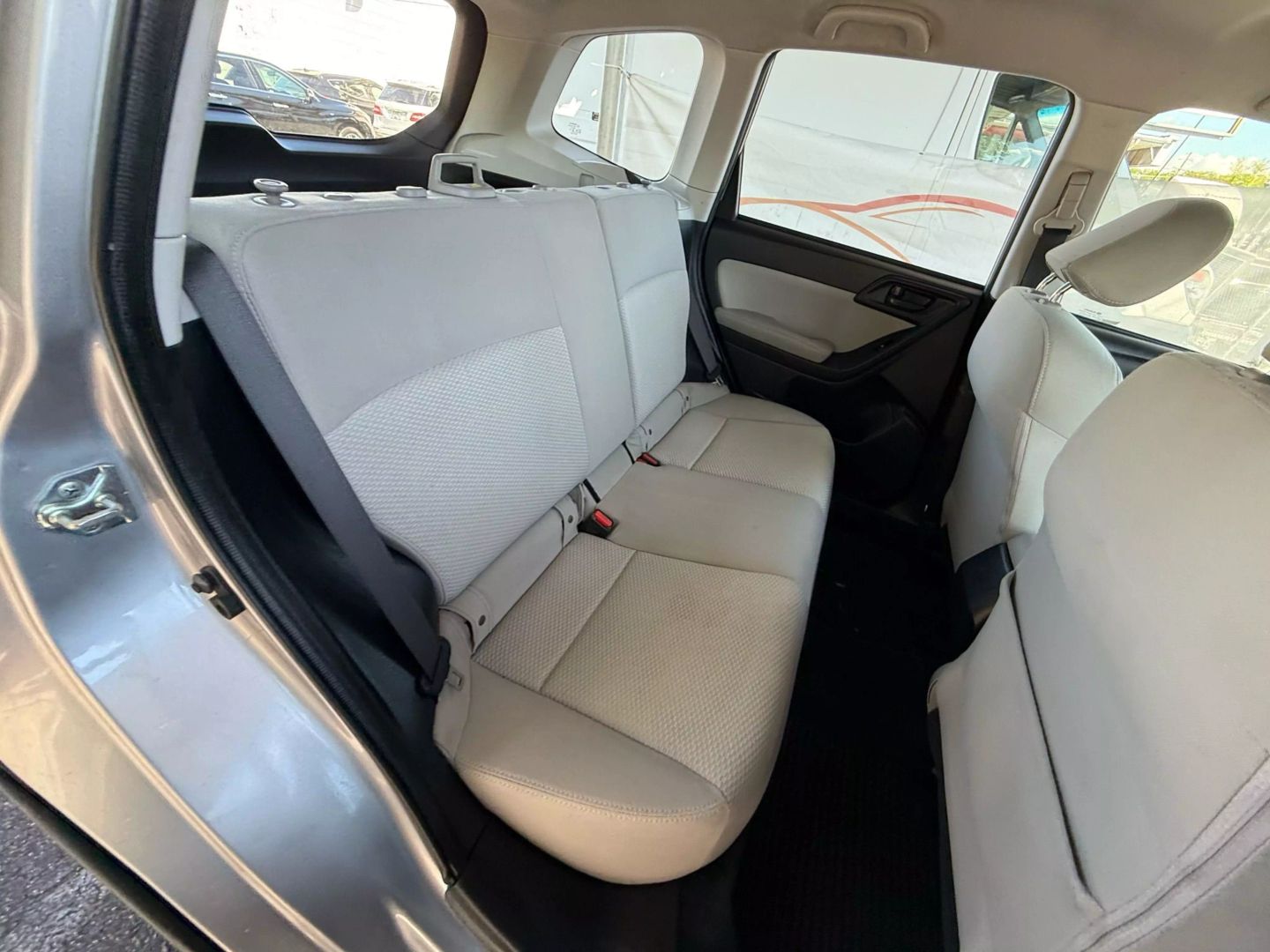 2016 Subaru Forester - Image 23