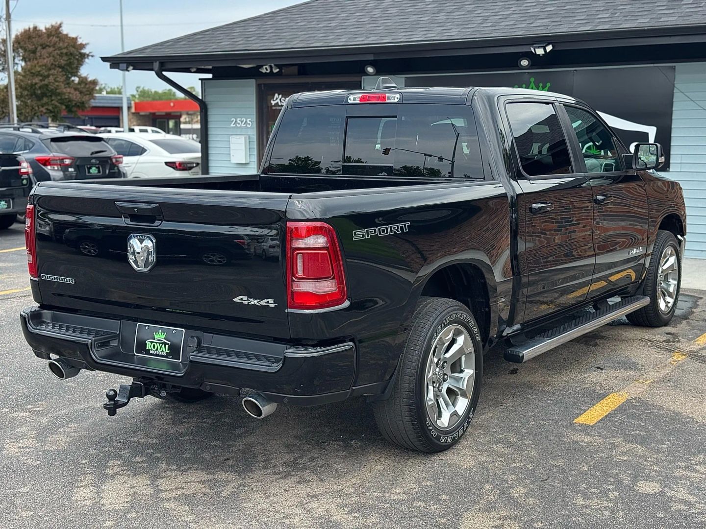 2022 Ram 1500 Crew Cab - Image 11