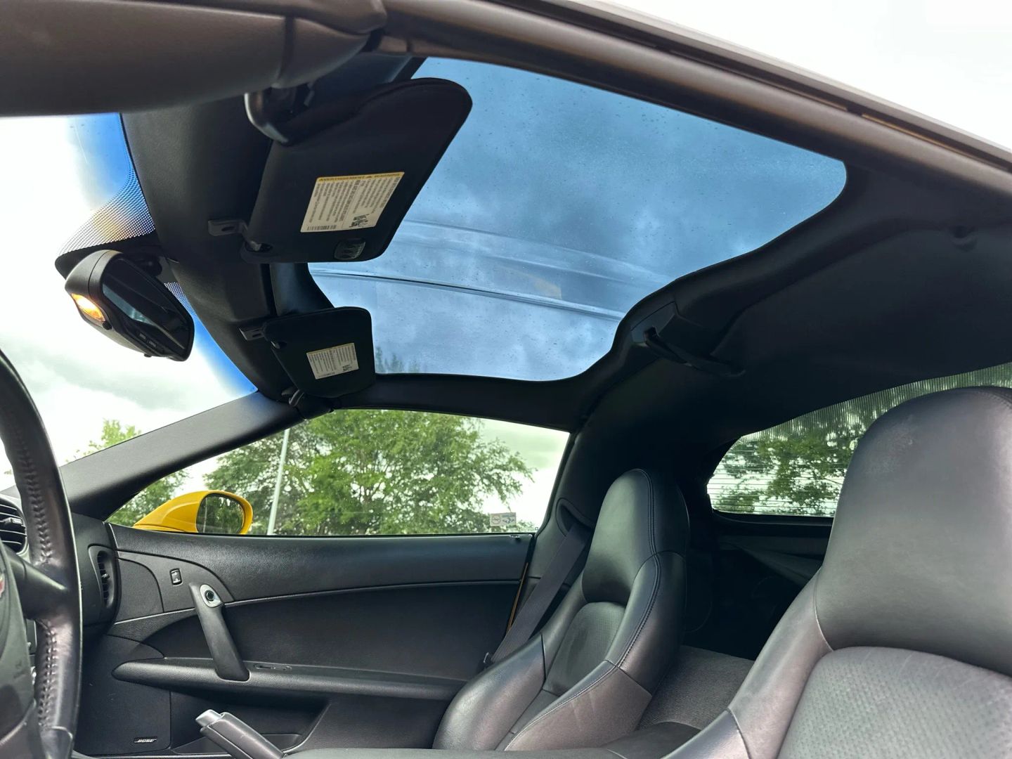2005 CHEVROLET CORVETTE COUPE V8, 6.0 LITER COUPE 2D