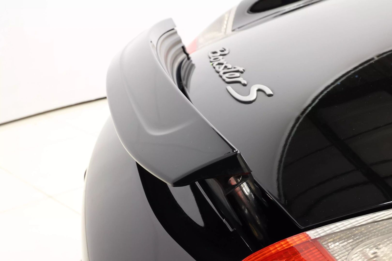 2003 Porsche Boxster - Image 76