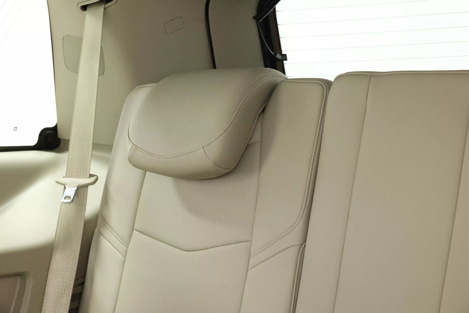 2017 Cadillac Escalade - Image 57